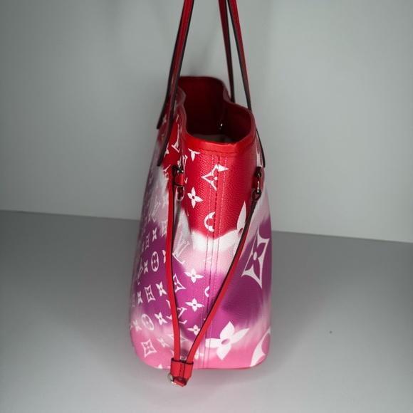 Louis Vuitton Neverfull Limited Edition Escale MM Tote W/ Pouchette - Picture 4 of 16